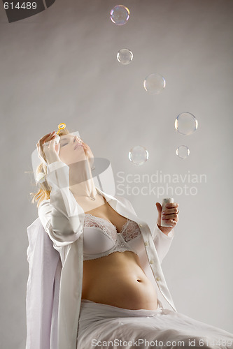 Image of pregnant woman portrait