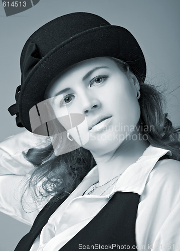 Image of young woman in bonnet