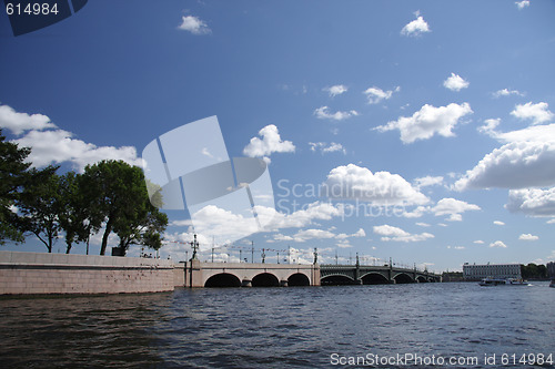 Image of Troitski bridge from fortress side