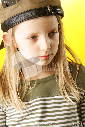 Image of Girl in brown cap