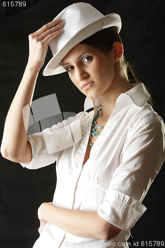 Image of White hat