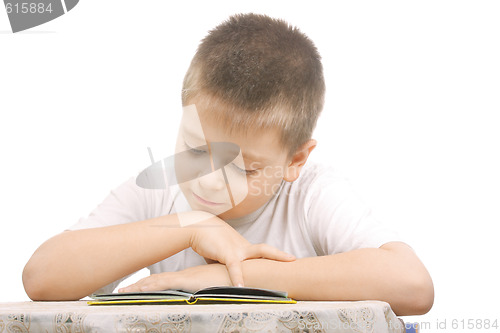 Image of Reader in white