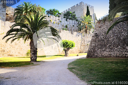 Image of Rhodes castle backyard