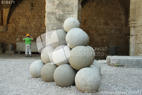 Image of Cannon balls