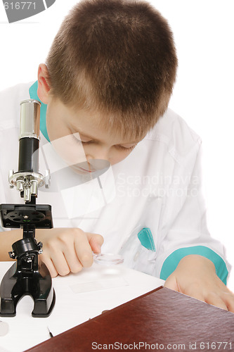 Image of Using magnifier