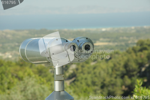 Image of Immovable binoculars