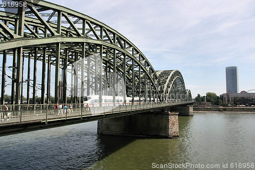Image of Arch bridge