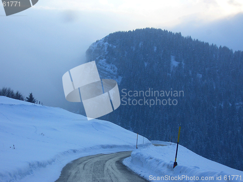 Image of way down to the clouds