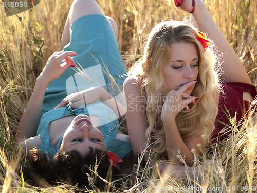 Image of SIsters in field