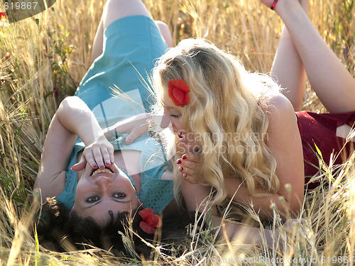 Image of SIsters in field