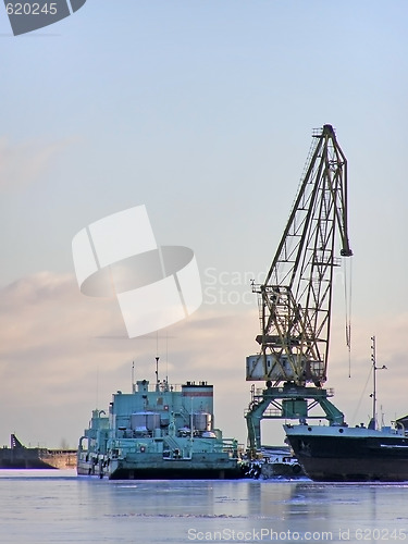 Image of Winter port with crane