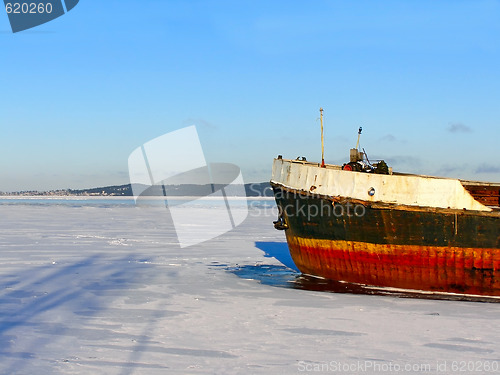 Image of ship in ice
