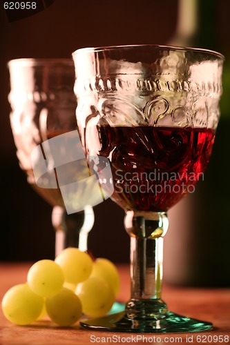 Image of Two Goblets and Grape