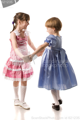 Image of two little girls holding hands