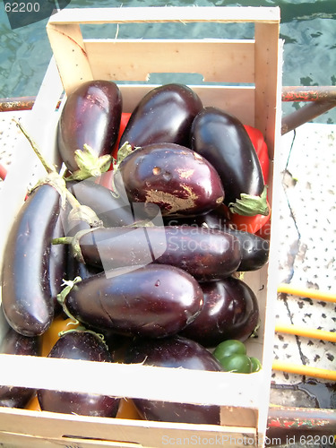 Image of box of Aubergines