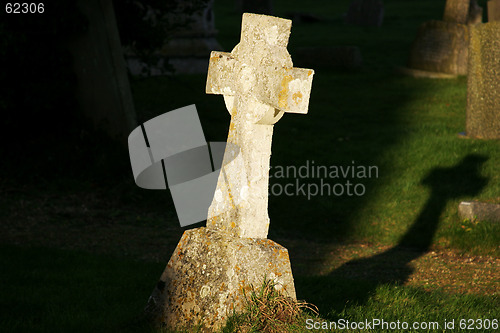 Image of graveyard cross