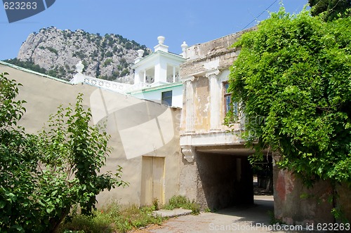 Image of abandoned building