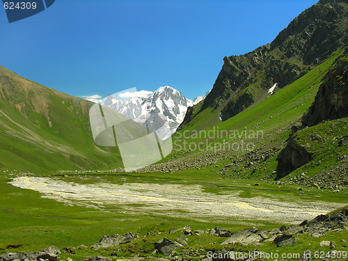 Image of Mountain valley