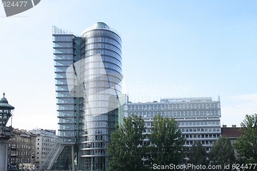 Image of dancing house in Vienna