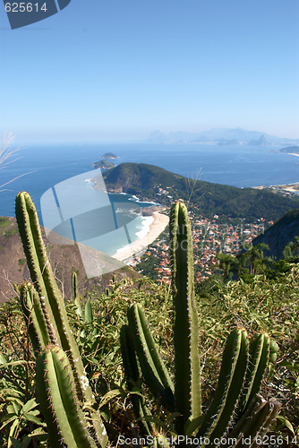Image of Itacoatiara beach view of the Mourao Mountain top