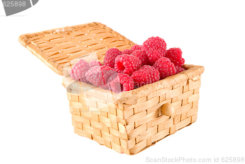 Image of Bast-basket with a raspberry