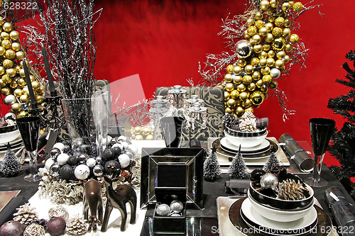 Image of Dark Christmas table