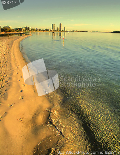 Image of Shoreline To Buildings