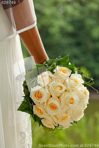 Image of Bridal with Bouquet