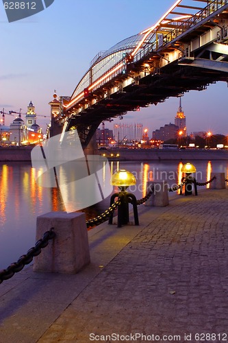 Image of Bogdan Khmelnitsky bridge