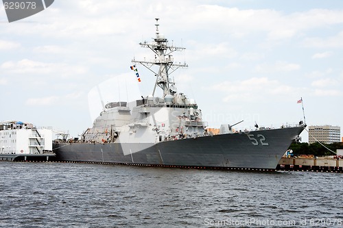 Image of USS Bunker Hill (CG-52)