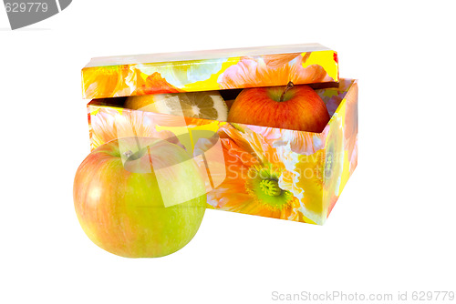 Image of Fruit in a box