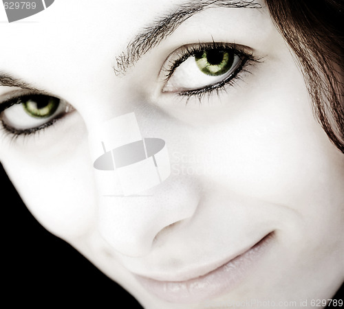 Image of Woman with green eyes