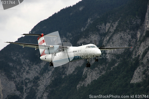 Image of Landing aircraft