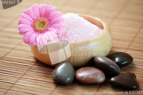 Image of pink bath salt