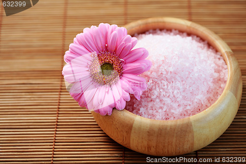 Image of pink bath salt