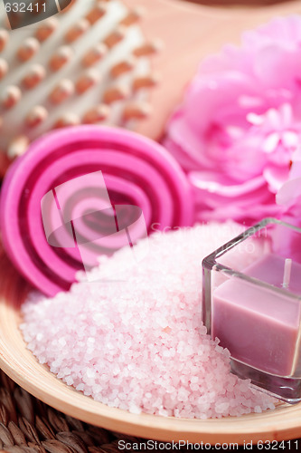 Image of pink bath salt