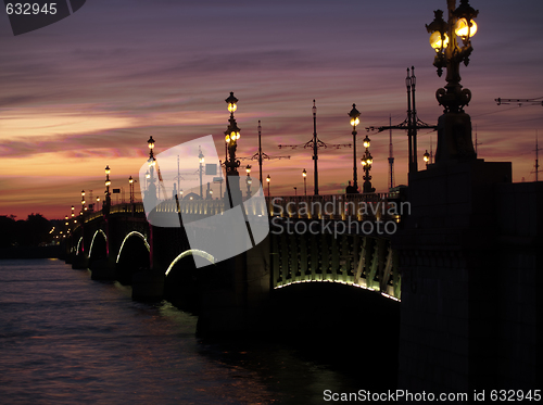 Image of St. Petersburg at night