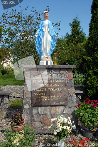 Image of Virgin Mary statue