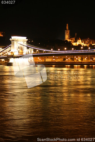 Image of Chain bridge at night - Budapest, Hungary