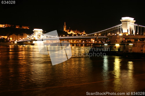 Image of Chain bridge at night - Budapest, Hungary