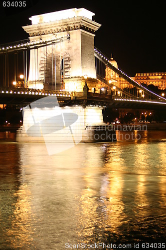 Image of Chain bridge at night - Budapest, Hungary