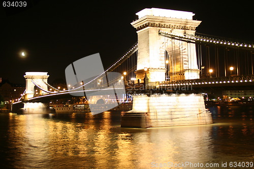 Image of Chain bridge at night - Budapest, Hungary