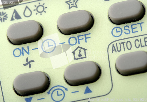 Image of Remote buttons.