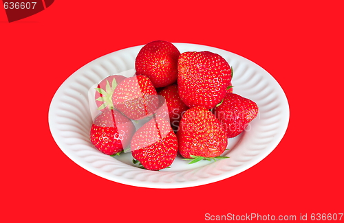 Image of strawberry in a plate