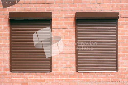 Image of windows under jalousie