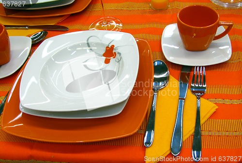 Image of Orange table setting 2