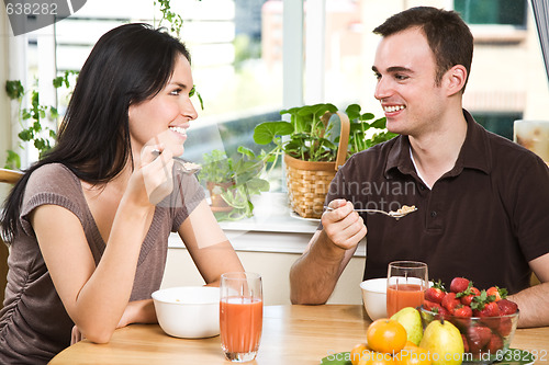 Image of Couple eating breakfast