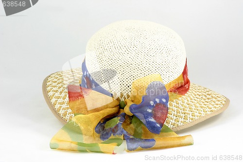 Image of easter bonnet showing the bow