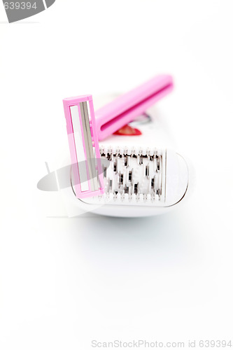 Image of razor and epilator