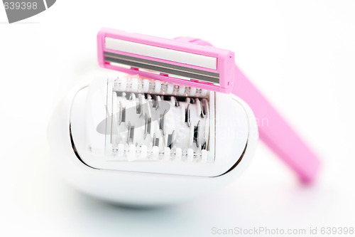 Image of razor and epilator